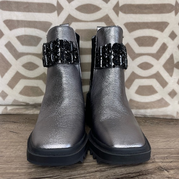 COPY - Karl Lagerfeld Cavin Lug Sole Chelsea Combat Boots - Picture 3 of 14
